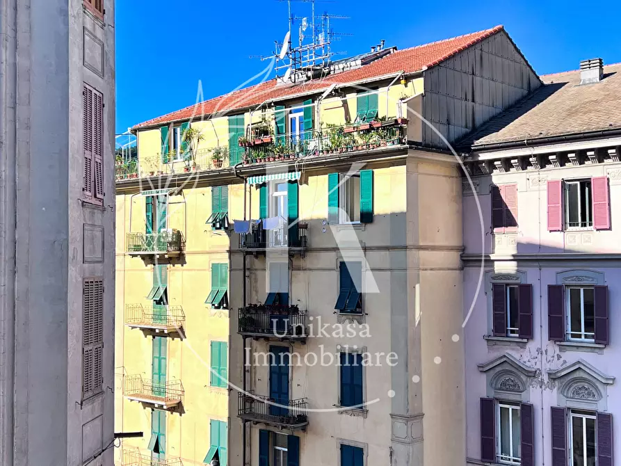 Immagine 21 di Quadrilocale in vendita  in Via IV Novembre 10 a Savona