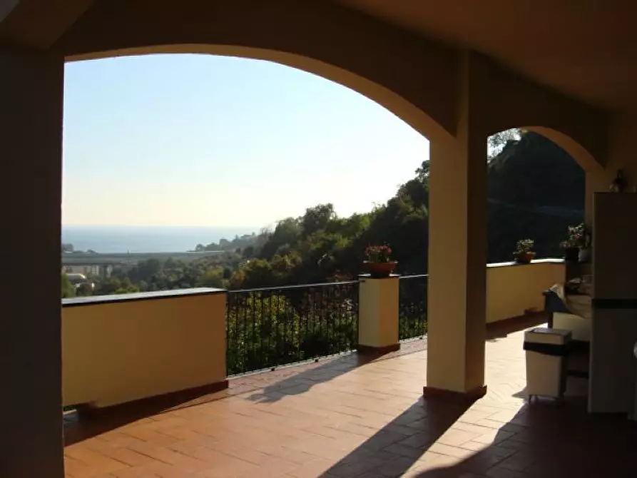 Immagine 8 di Villa in vendita  in via ferrari a Celle Ligure