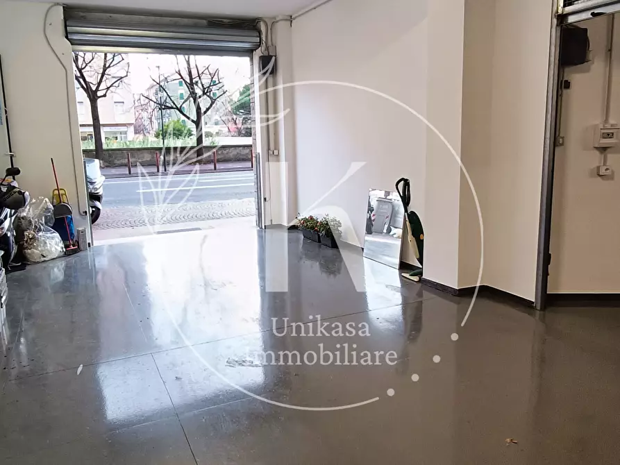 Immagine 16 di Garage in vendita  in Corso Viglienzoni 24 a Savona