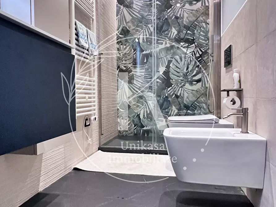 Immagine 41 di Quadrilocale in vendita  in Via Giuseppe Delfino 9 a Quiliano