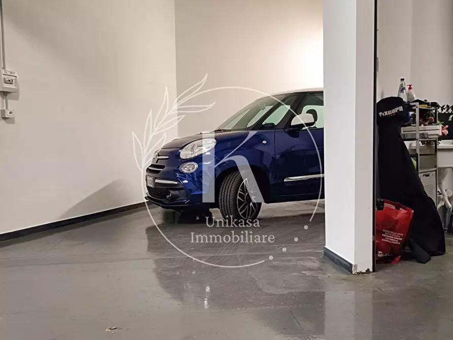 Immagine 10 di Garage in vendita  in Corso Viglienzoni 24 a Savona