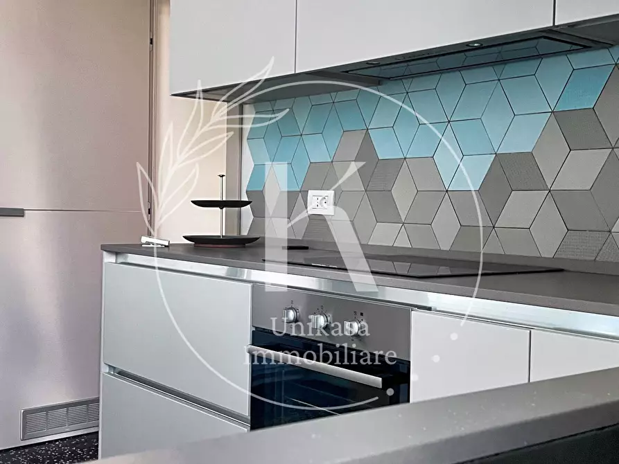 Immagine 16 di Pentalocale in vendita  in Via XX Settembre 21 a Savona