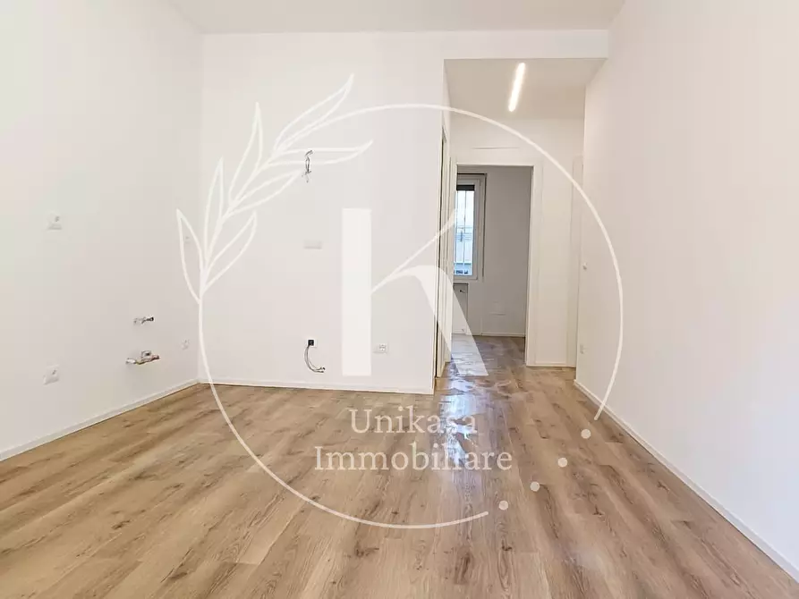 Immagine 8 di Trilocale in vendita  in Piazza Guglielmo Marconi a Savona