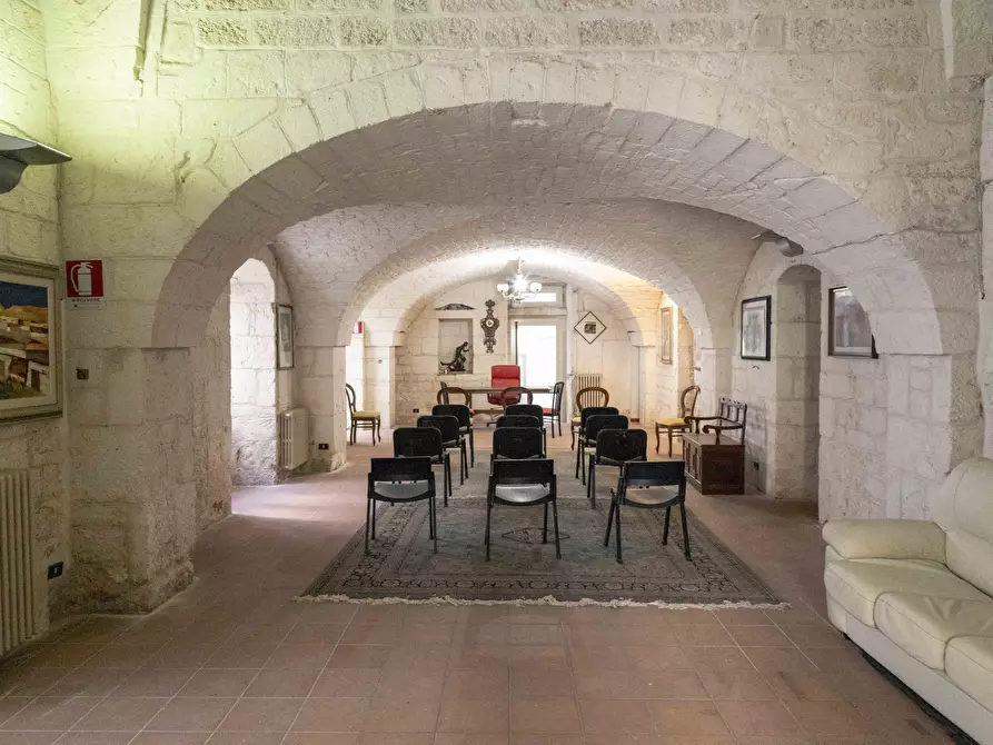 Immagine 33 di Palazzo in vendita  in Via Martiri di Kindu a Ostuni