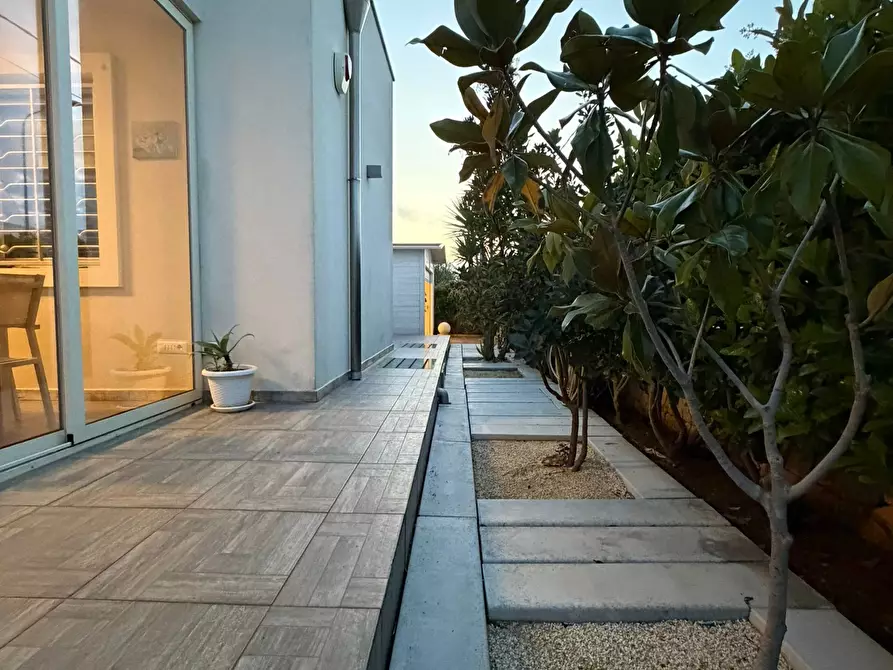 Immagine 34 di Villa in vendita  in diana marina a Ostuni