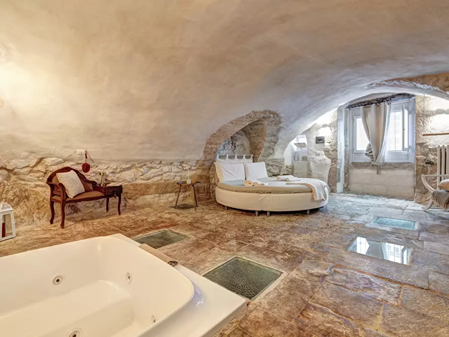 Immagine 25 di Casa indipendente in vendita  in Piazza della Libertà a Ostuni