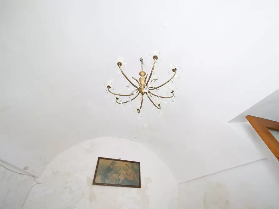 Immagine 13 di Casa indipendente in vendita  in Via Gaspare Petrarolo a Ostuni