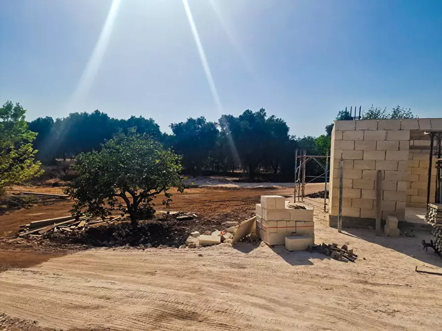 Immagine 43 di Rustico / casale in vendita  in Contrada Mincuccio N.C a Ostuni