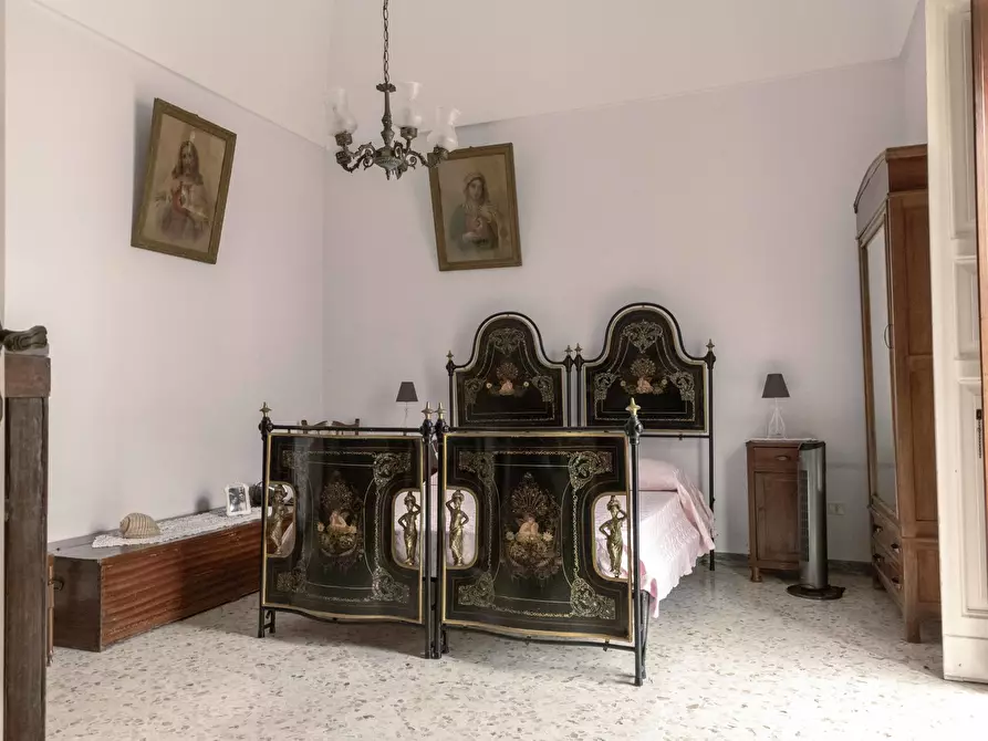 Immagine 14 di Palazzo in vendita  in Via Giordano Bruno 10 a Ostuni