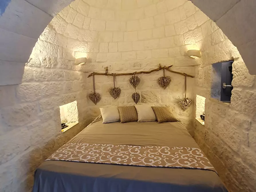 Immagine 60 di Villa in vendita  in CONTRADA  PASCAROSA a Ostuni