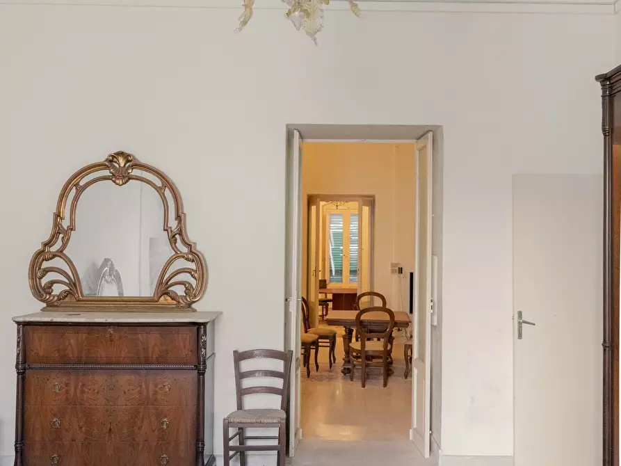 Immagine 29 di Palazzo in vendita  in Via Martiri di Kindu a Ostuni