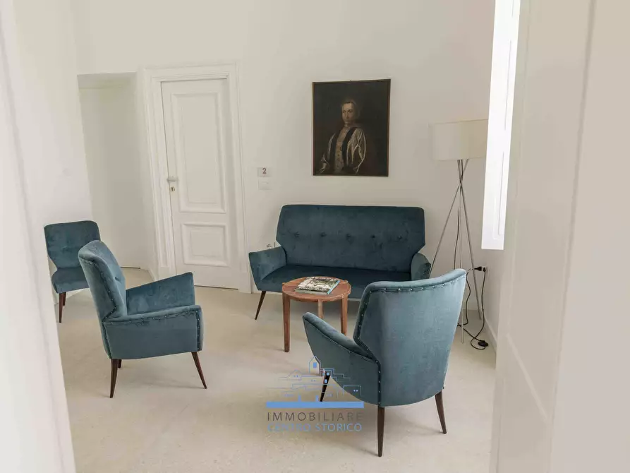 Immagine 56 di Palazzo in vendita  in Via Luca Mindelli a Ostuni