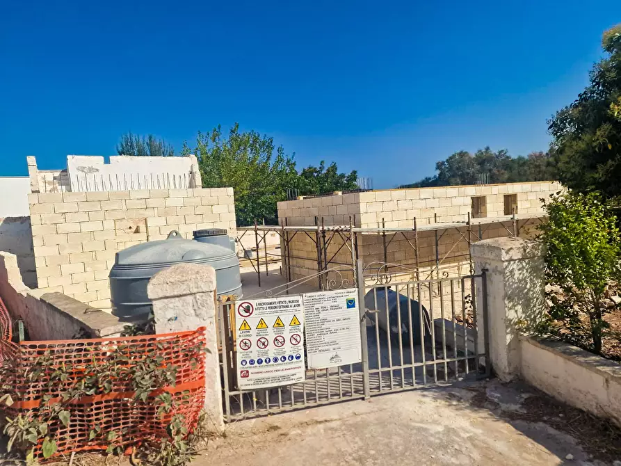 Immagine 50 di Rustico / casale in vendita  in Contrada Mincuccio N.C a Ostuni