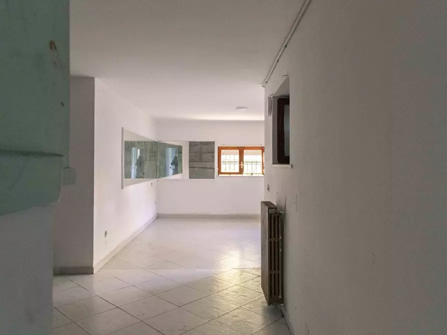 Immagine 7 di Villa in vendita  11 a Ostuni