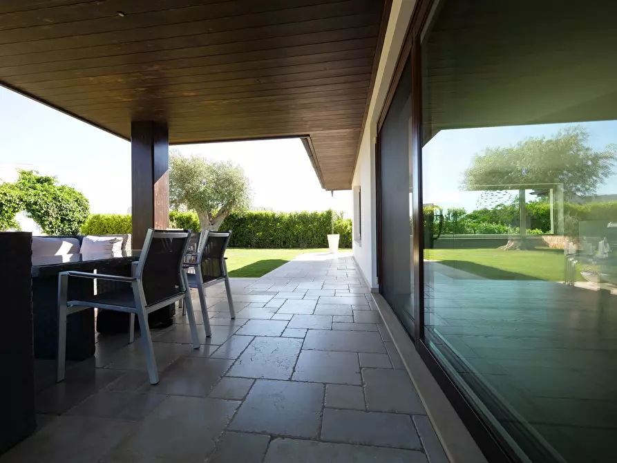 Immagine 8 di Villa in vendita  in SP29 31 a Ostuni