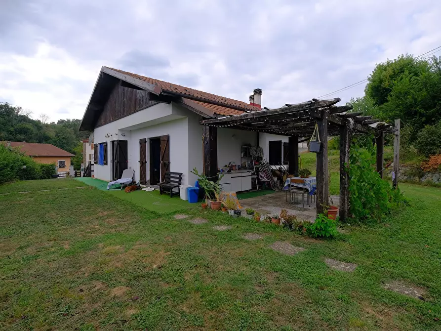 Immagine 1 di Villa in vendita  in Localita' Dogli 4 a Mioglia