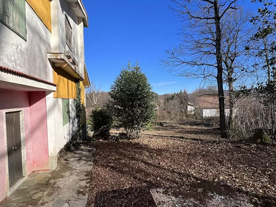 Immagine 39 di Villa in vendita  in Loc Buschiazzi a Sassello