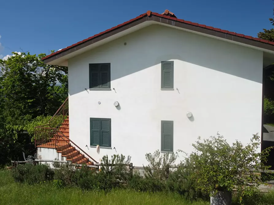 Immagine 7 di Villa in vendita  in Regione Montaldo 117 a Ponzone