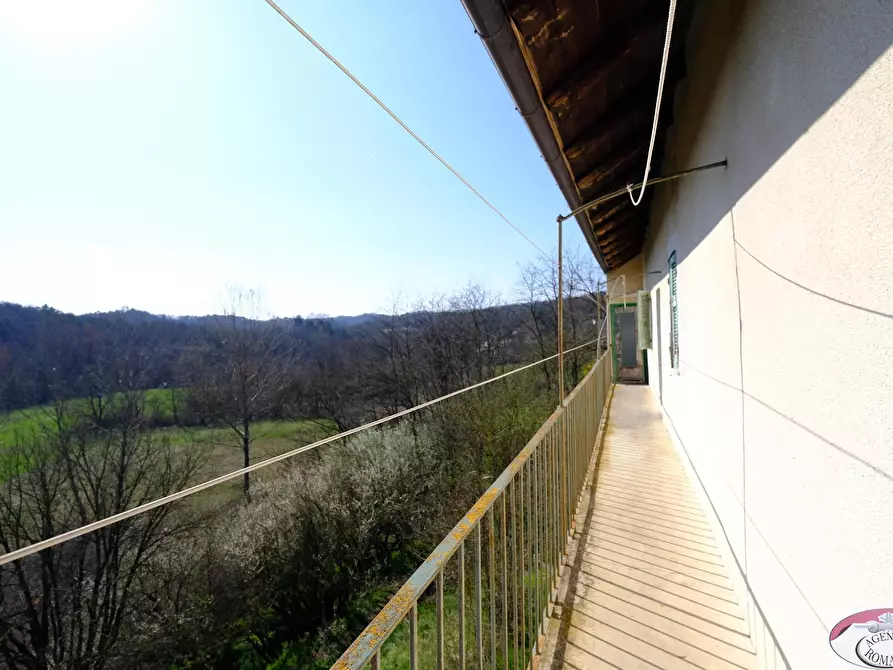 Immagine 24 di Rustico / casale in vendita  in SP216 6 a Pareto