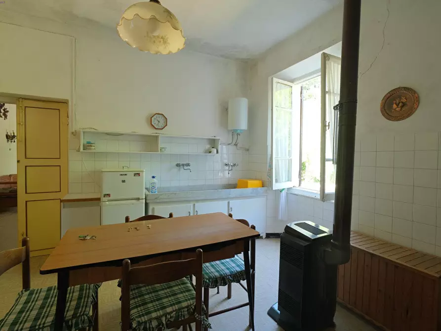 Immagine 30 di Villa in vendita  in Via Vassuria 58 a Urbe