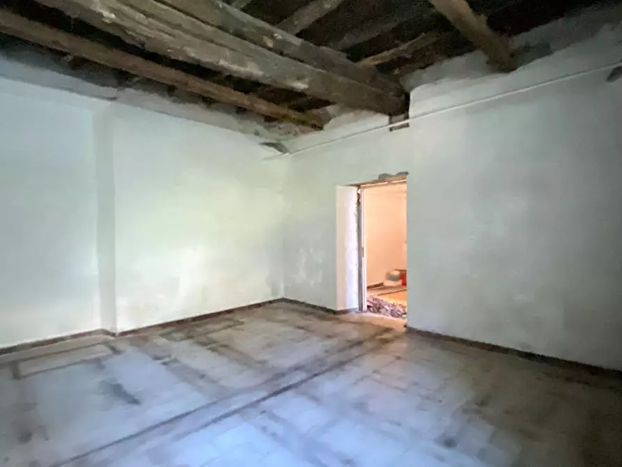Immagine 9 di Trilocale in vendita  in Via Giovo 91 a Pontinvrea