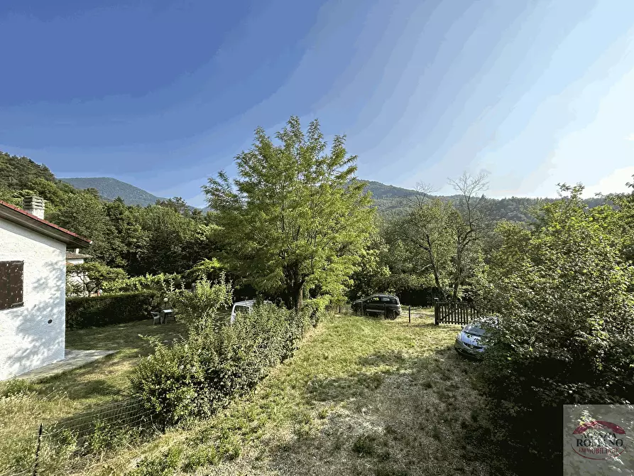 Immagine 29 di Villetta a schiera in vendita  in Località Giardini 11-12 a Sassello