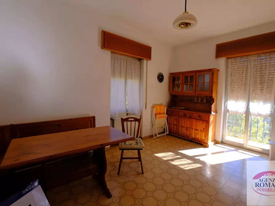 Immagine 29 di Casa indipendente in vendita  a Urbe