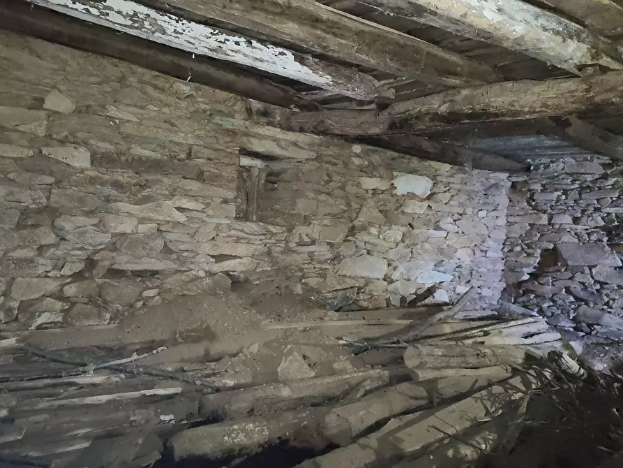 Immagine 19 di Rustico / casale in vendita  in Via Marasca 132 a Urbe