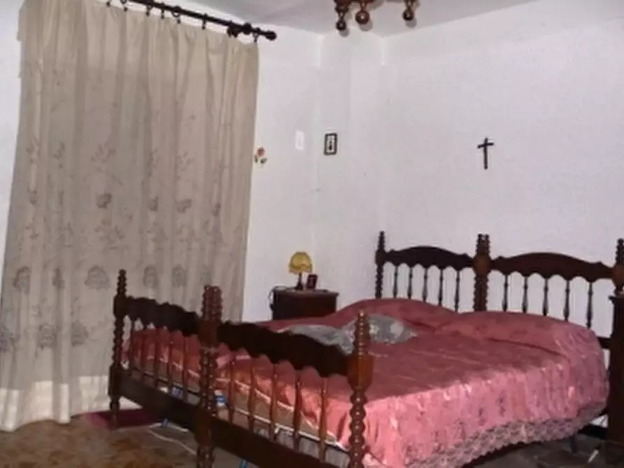 Immagine 11 di Porzione di casa in vendita  a Pareto