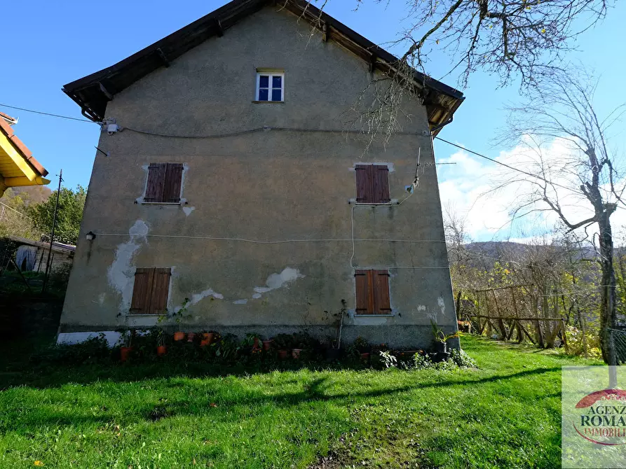 Immagine 9 di Rustico / casale in vendita  a Urbe