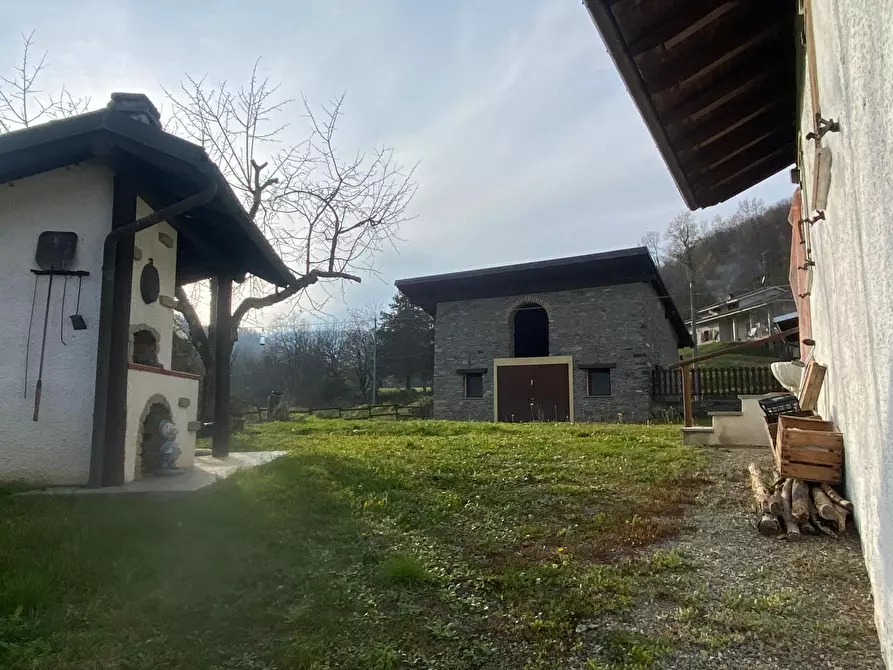 Immagine 16 di Rustico / casale in vendita  in Strada Galli 88 a Ponzone