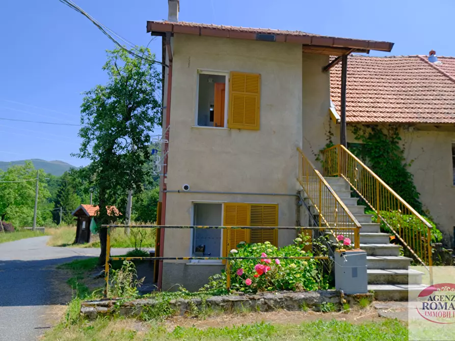 Immagine 2 di Terratetto in vendita  in Via Piani di Acquabianca 20 a Urbe
