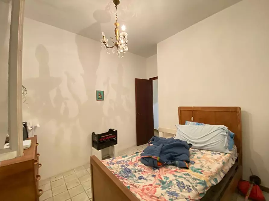 Immagine 26 di Casa trifamiliare in vendita  in via Vara Superiore 86 a Urbe