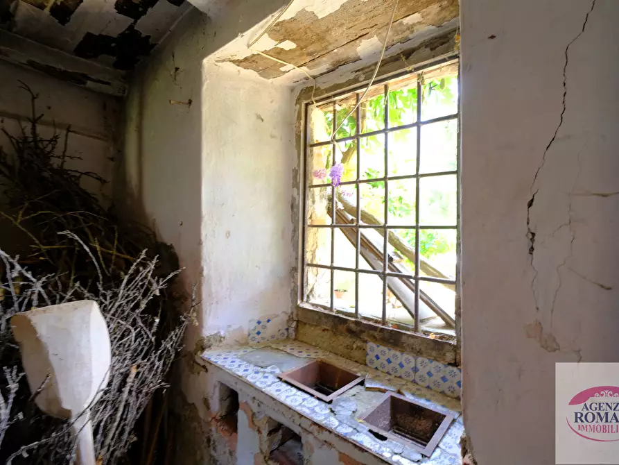 Immagine 46 di Villa in vendita  a Pareto