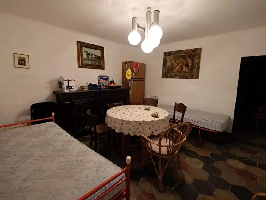 Immagine 28 di Appartamento in vendita  a Tiglieto