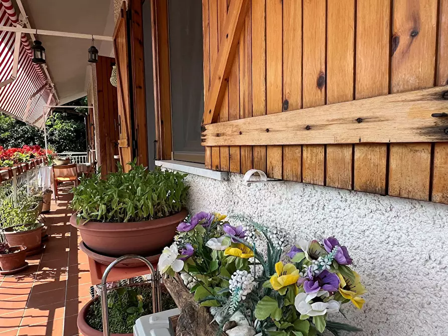 Immagine 34 di Pentalocale in vendita  a Urbe