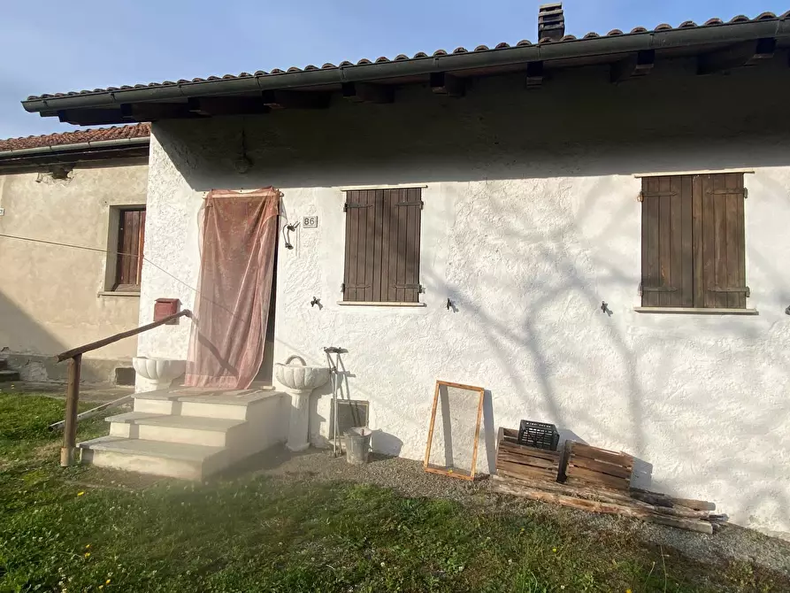 Immagine 2 di Rustico / casale in vendita  in Strada Galli 88 a Ponzone