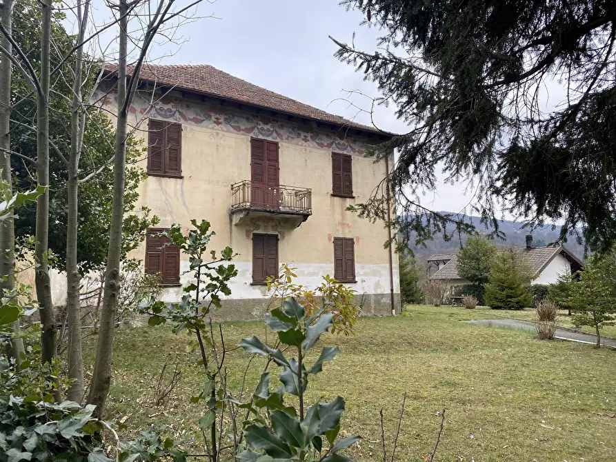 Immagine 41 di Villa in vendita  in Via Vassuria 58 a Urbe