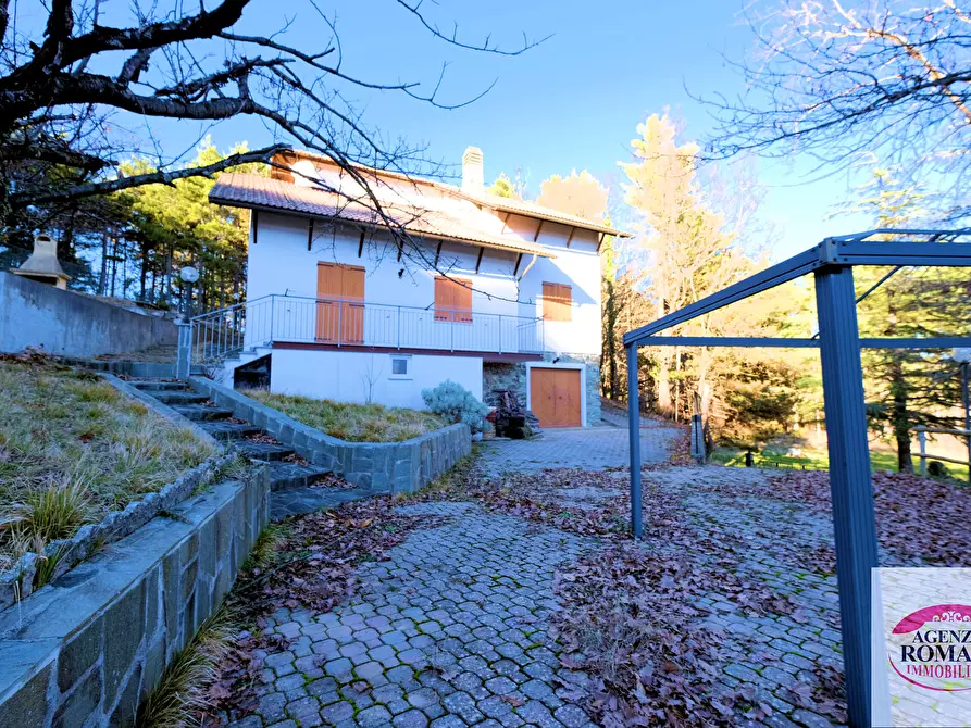 Immagine 6 di Villa in vendita  in Via Pian del Faggio 5 a Tiglieto