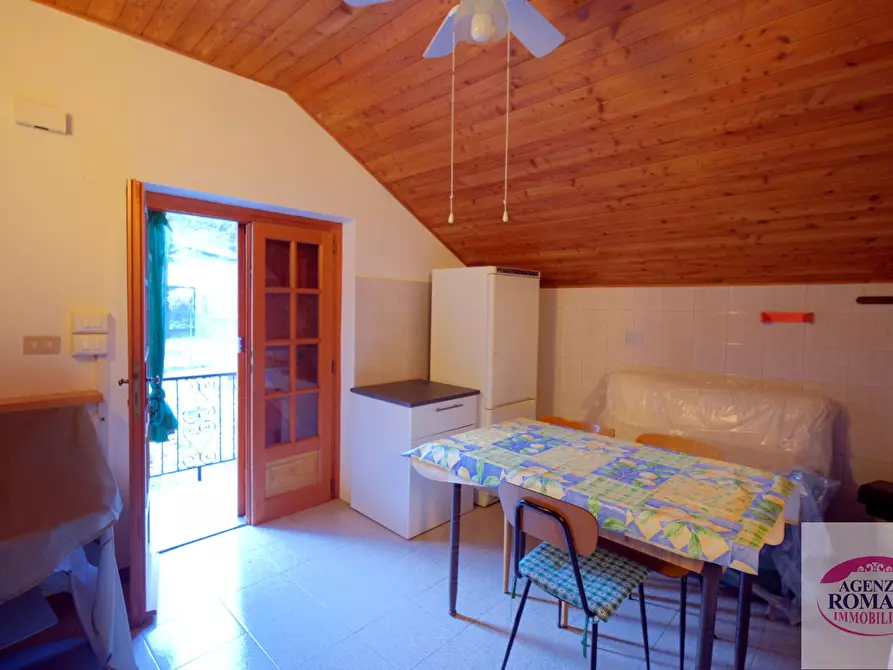 Immagine 21 di Villa in vendita  in Via Pian del Faggio 5 a Tiglieto