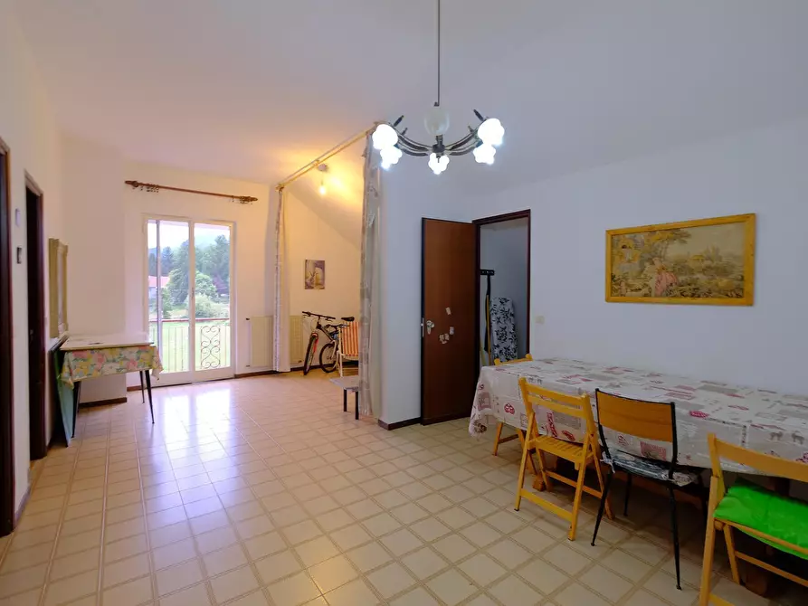 Immagine 2 di Attico in vendita  in Via Chiavarino 2 a Urbe