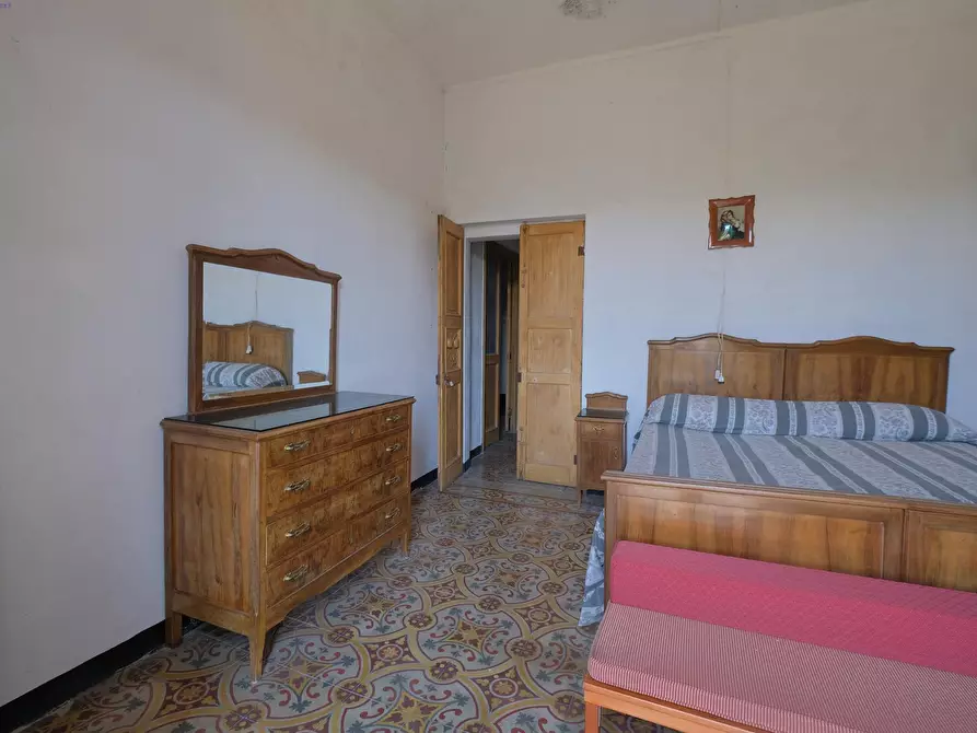 Immagine 25 di Villa in vendita  in Via Vassuria 58 a Urbe