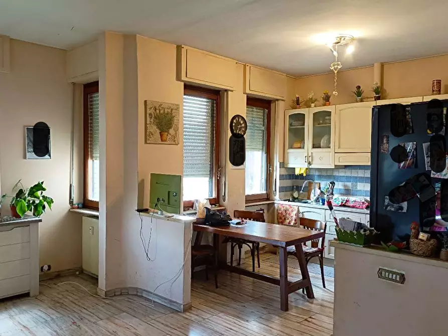 Immagine 5 di Pentalocale in vendita  in Corso Carlo Marx 83 a Alessandria