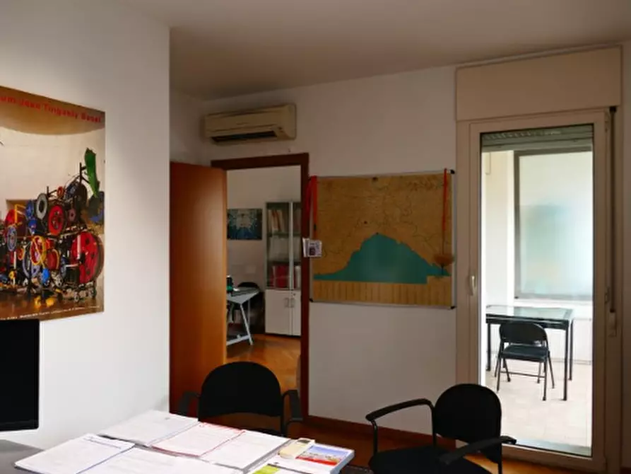 Immagine 6 di Ufficio in vendita  in Via alla Fiumara 7 a Genova