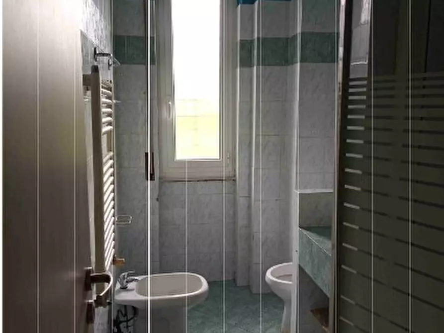 Immagine 7 di Quadrilocale in vendita  in Via Monfenera 9B a Genova