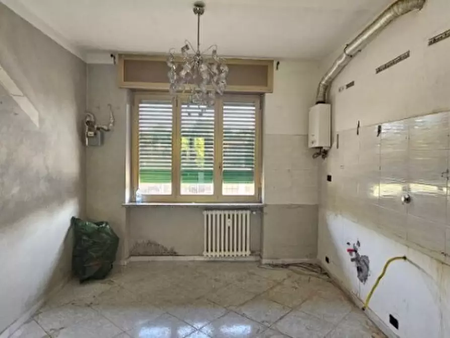 Immagine 5 di Pentalocale in vendita  in Via dei Frassini 3 a Torino