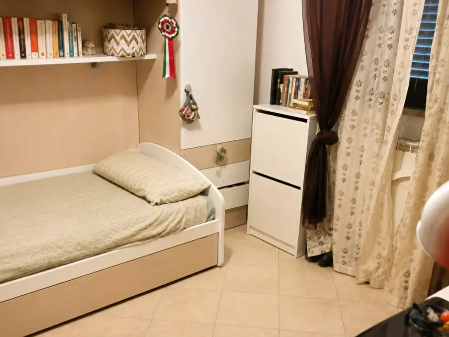 Immagine 5 di Quadrilocale in vendita  in Via Genova 488/D a La Spezia