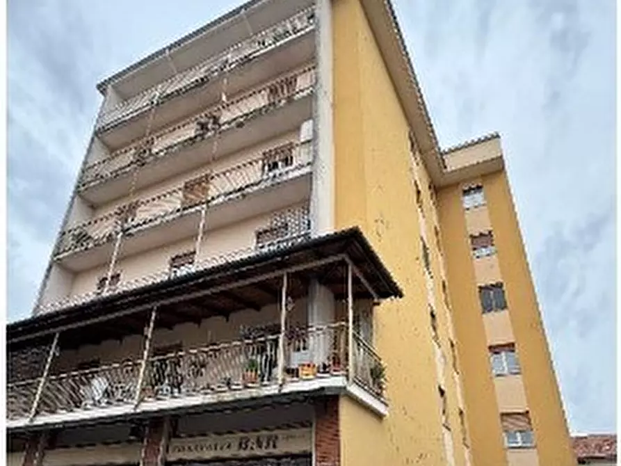 Immagine 1 di Pentalocale in vendita  in Via Milano 332 a Vigliano Biellese