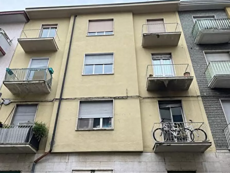 Immagine 1 di Quadrilocale in vendita  in Via Elvo 20 a Torino