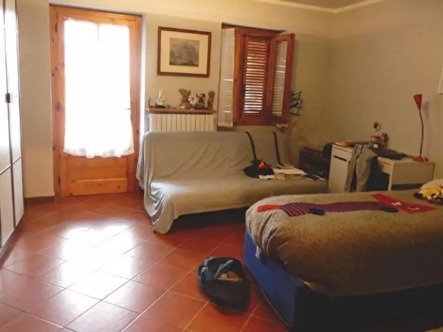 Immagine 6 di Villa in vendita  in Frazione Uccelli 27 a Caprile